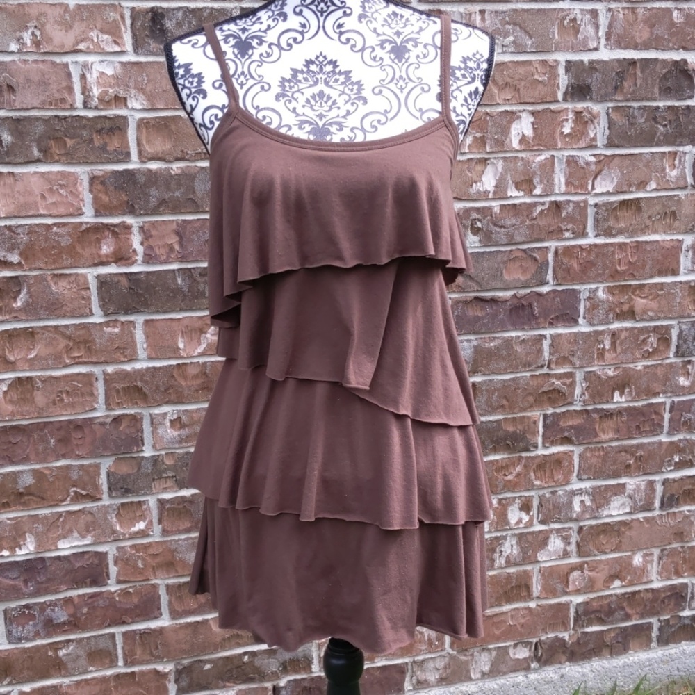 SALE$5😍Layered spaghetti strap shirt
